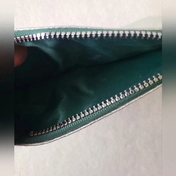 EUC- 2021 Ipsy Glam MakeUp Bags - Picture 7 of 10